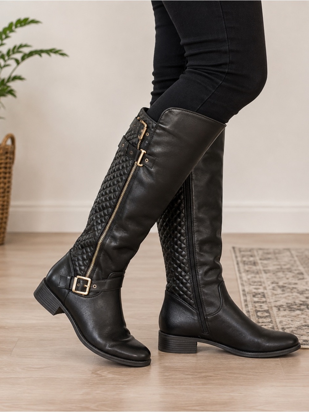 ShoeDazzle Black Knee High Moto Boots Size 6 Quilted Buckle Side Zip